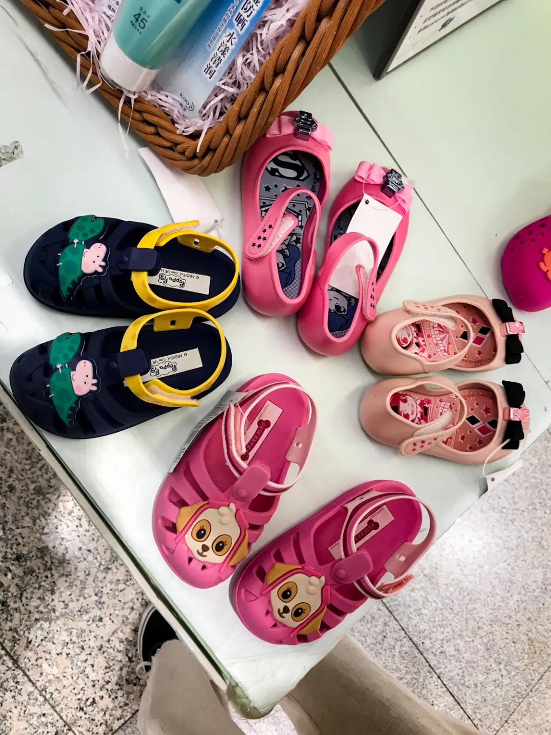 关爱孩子从鞋子开始,关爱宝宝从脚开始