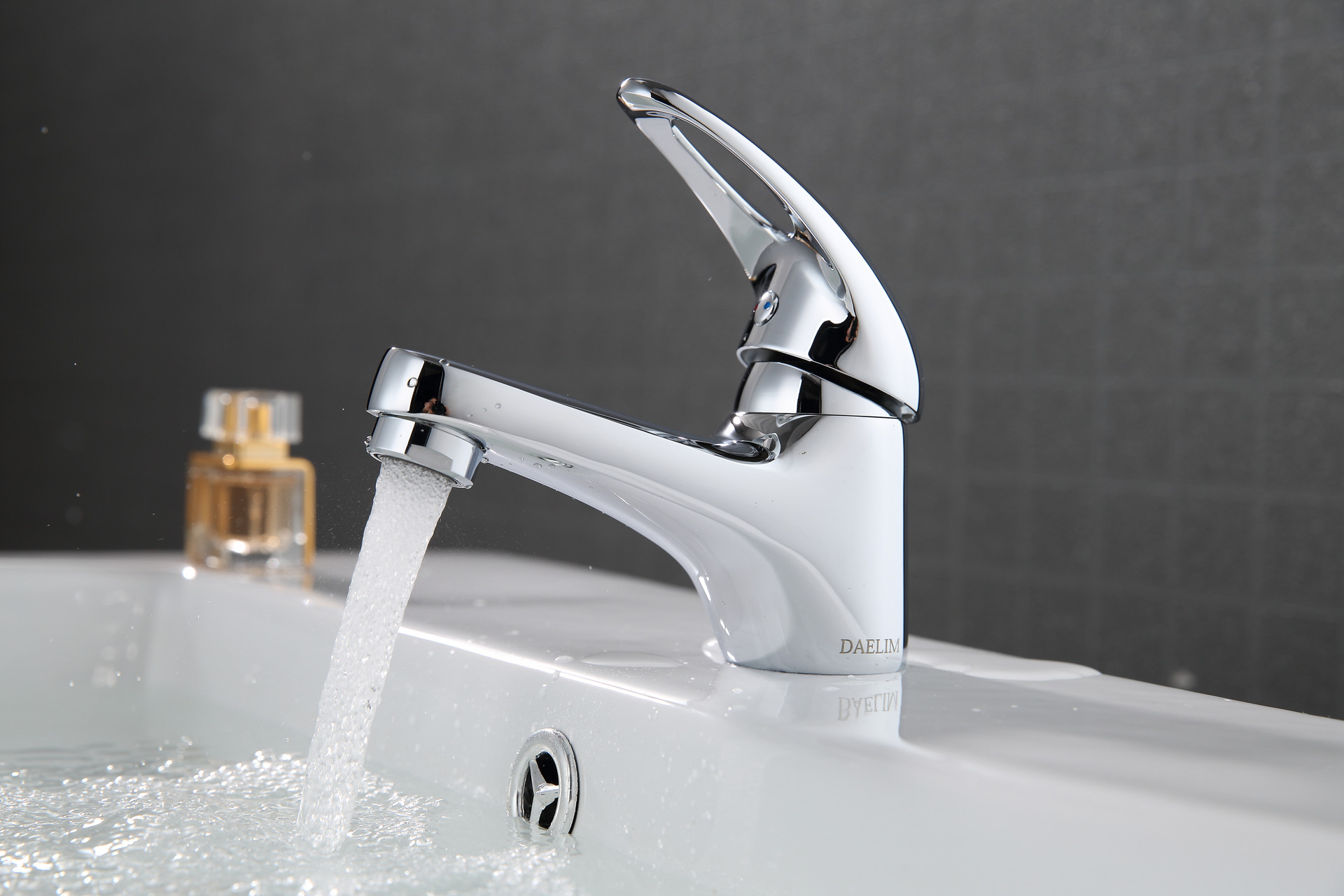 宝宝烫伤这四种处理方法速度收藏,宝宝烫伤最佳的解决方法