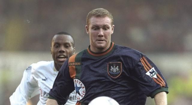 揭秘英超史上最丑球衣：曼联两套入选疑似色盲设计纽卡队服