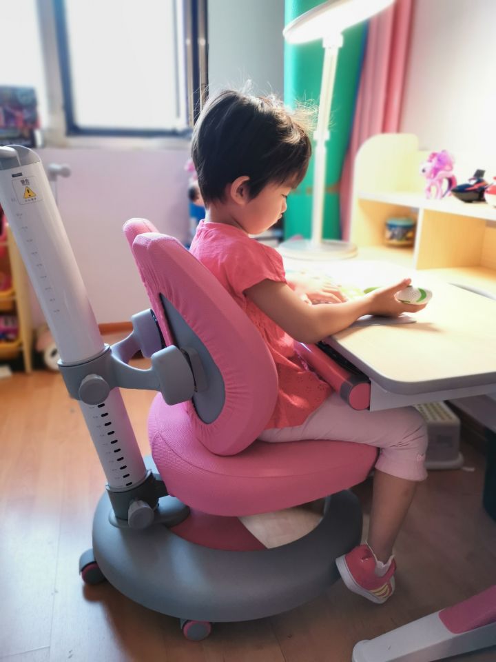 爱果乐儿童学习桌椅80cm够用吗,爱果乐儿童学习桌椅小学适合哪款