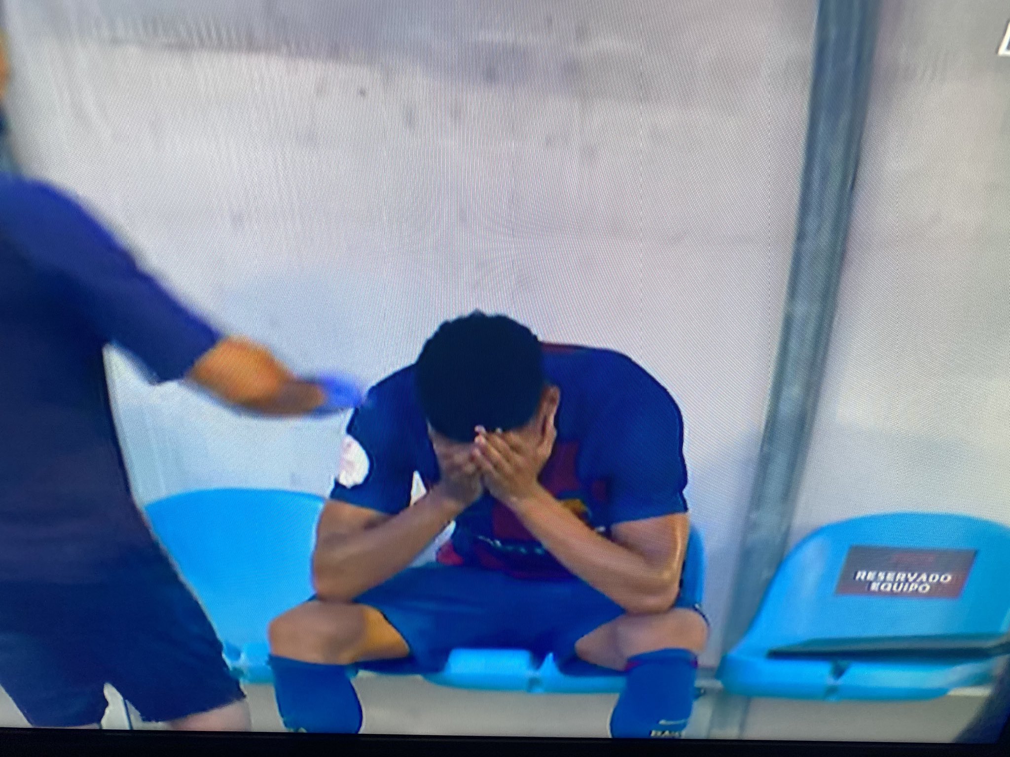 巴萨阵容皮克,皮克伤退巴萨