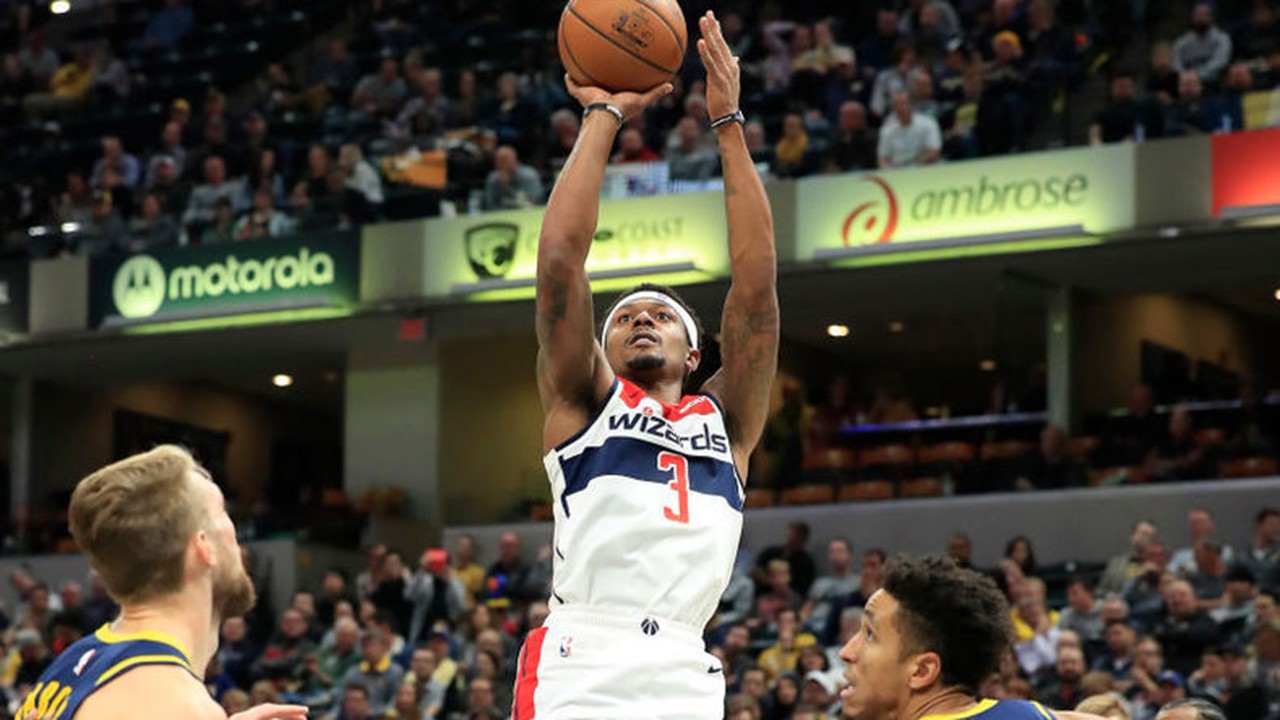 短短7天，从2.4秒致命犯规到又得0分，场场首发啊，真给机会