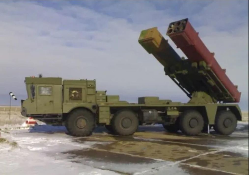 俄罗斯旋风远程火箭弹,俄罗斯远程火箭炮爆炸威力视频