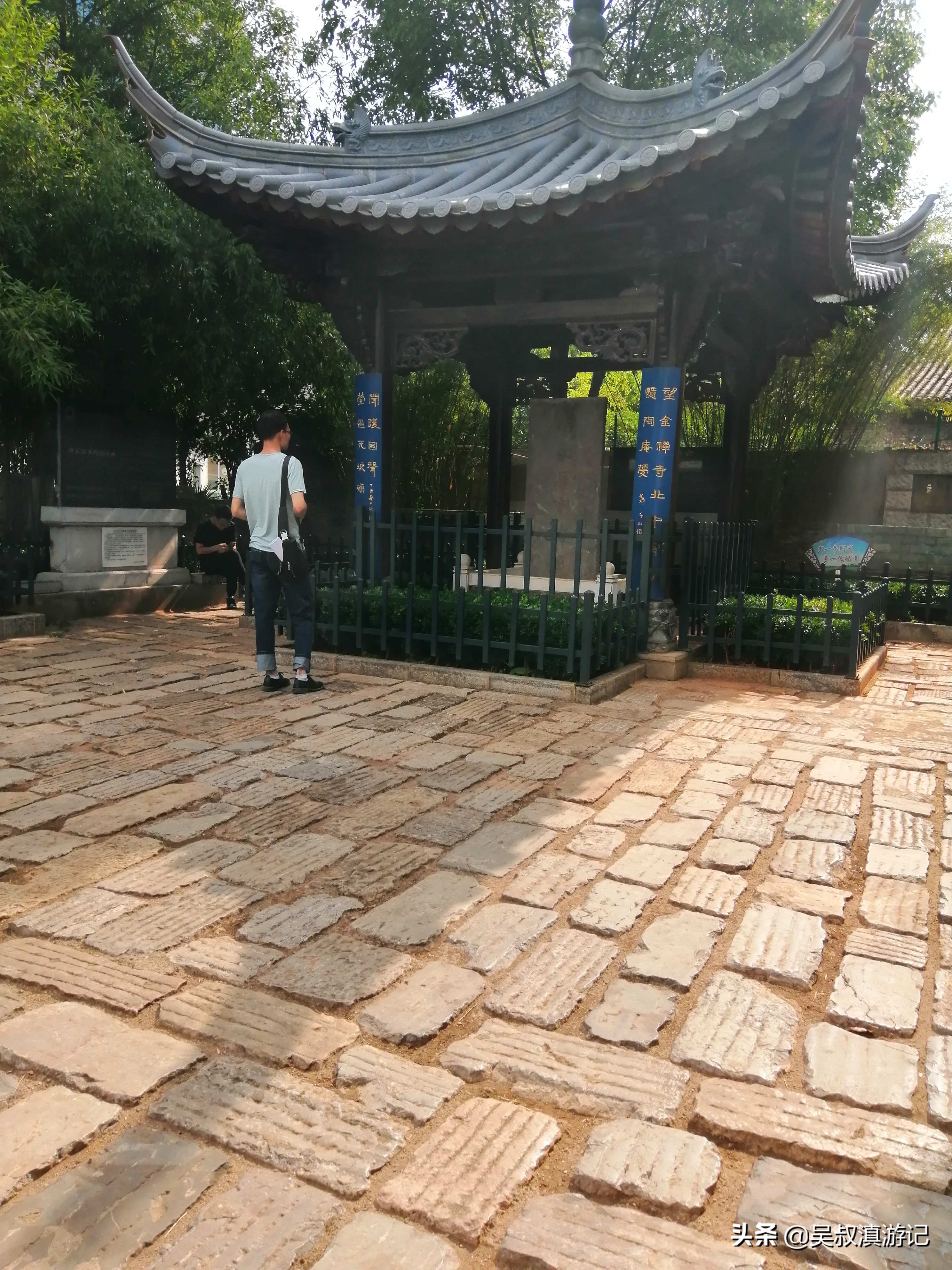 昆明明城墙历史,探寻昆明古城的历史和文化