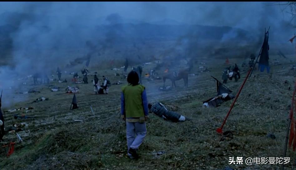 小伙喝了山里的神秘药酒,村民给小伙子喝了神奇的药酒