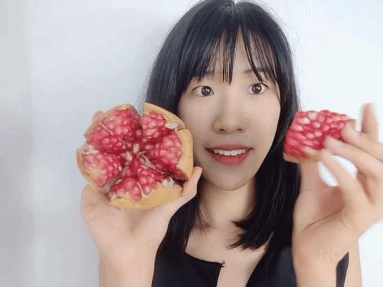 吃石榴不吐皮,吃石榴不吐籽的石榴