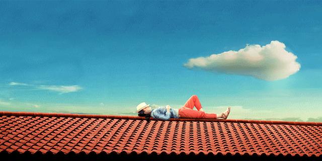 中秋未到，月饼先到，蒙自月饼大量上市，有698、36、24元不等...