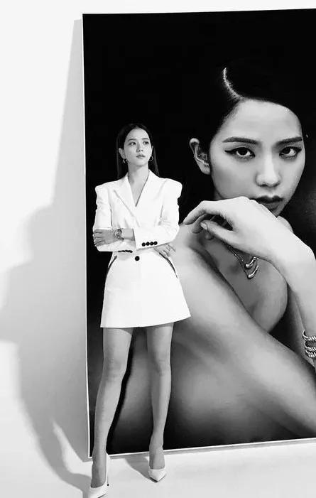 宣美拉长腿,宣美的腿真的那么长么