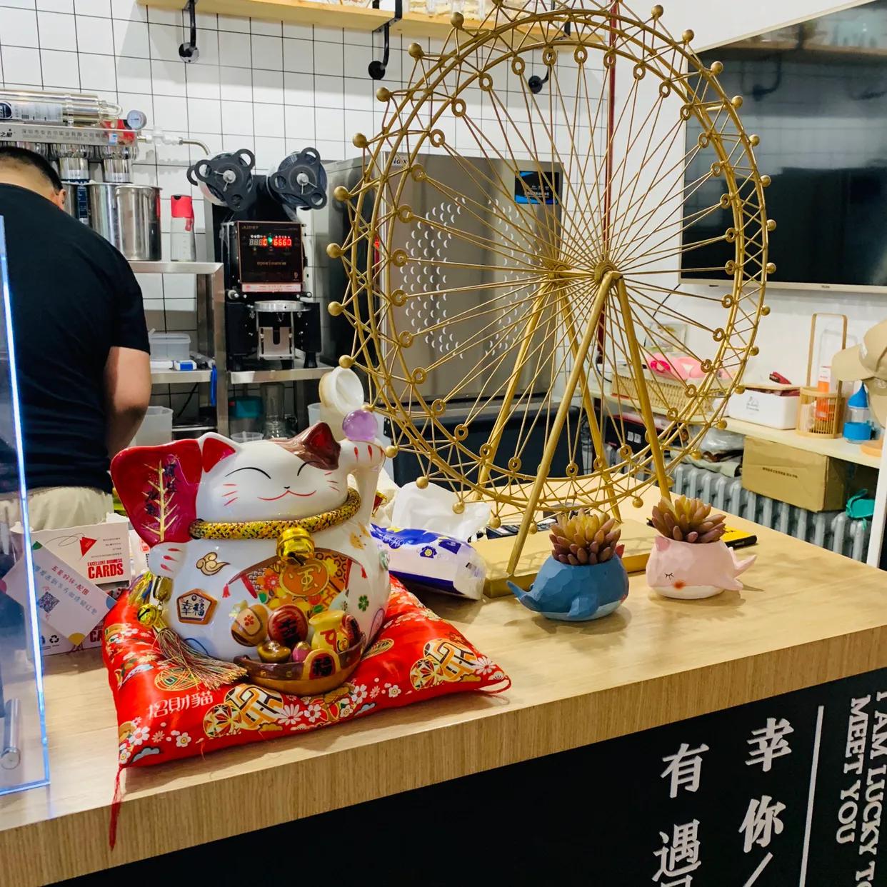 来天津的话都可以去哪玩,小确茶天津路