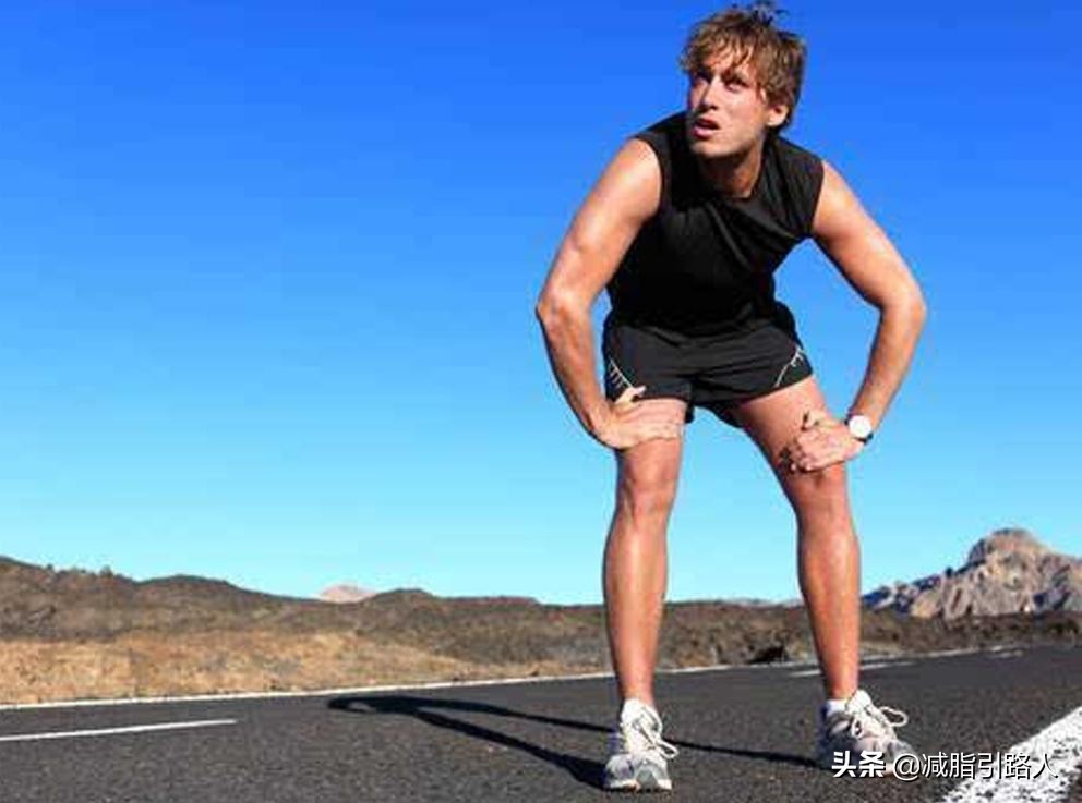 跑步注意事项跑前热身跑后拉伸,提高1000米跑步成绩的注意事项