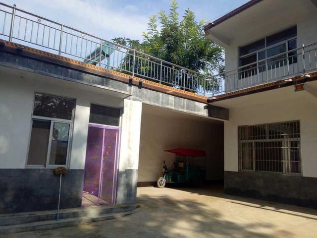 为什么家里这几天总是发出轰隆声,屋内偶尔发生巨响是咋回事