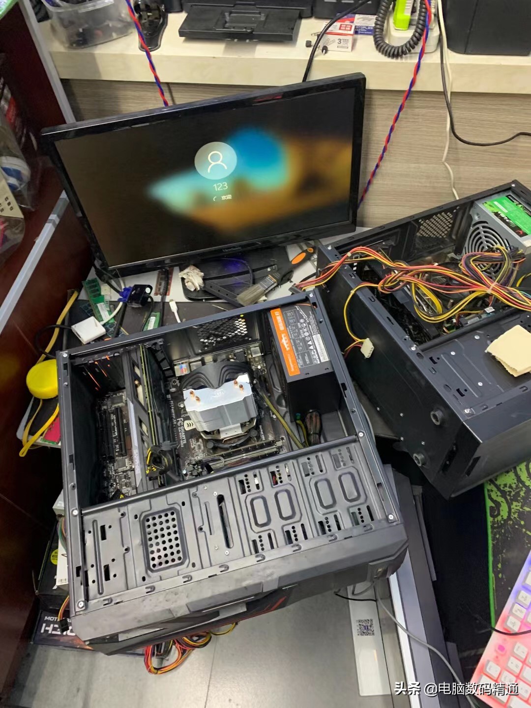 实体电脑店生意不好的原因,电脑店实体店现状惨淡