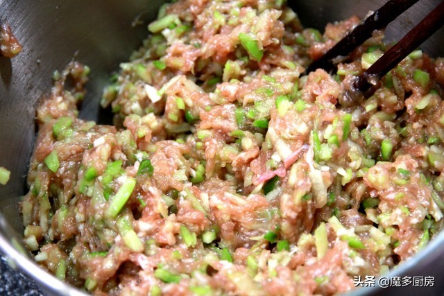 适合夏季吃的几种饺子馅,夏天吃饺子做这馅鲜嫩柔韧特别香