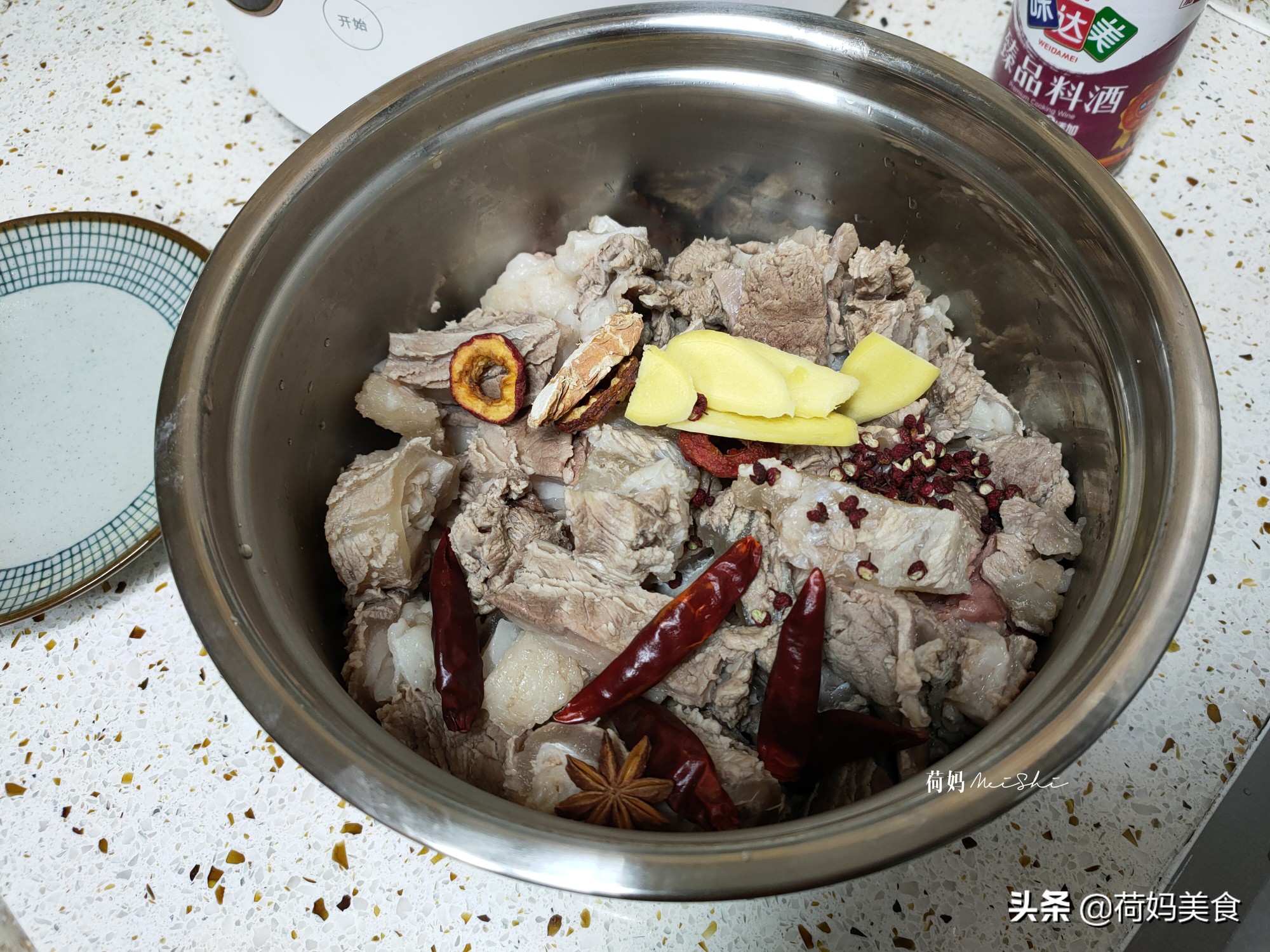 怎么炖牛肉让牛肉软烂,牛肉怎么做才能软烂入味不塞牙呢