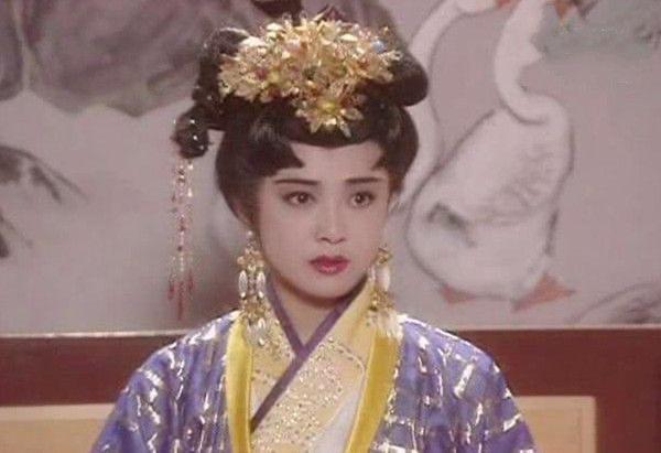 傅艺伟把妲己角色演绎得淋漓尽致,傅艺伟最妩媚的妲己