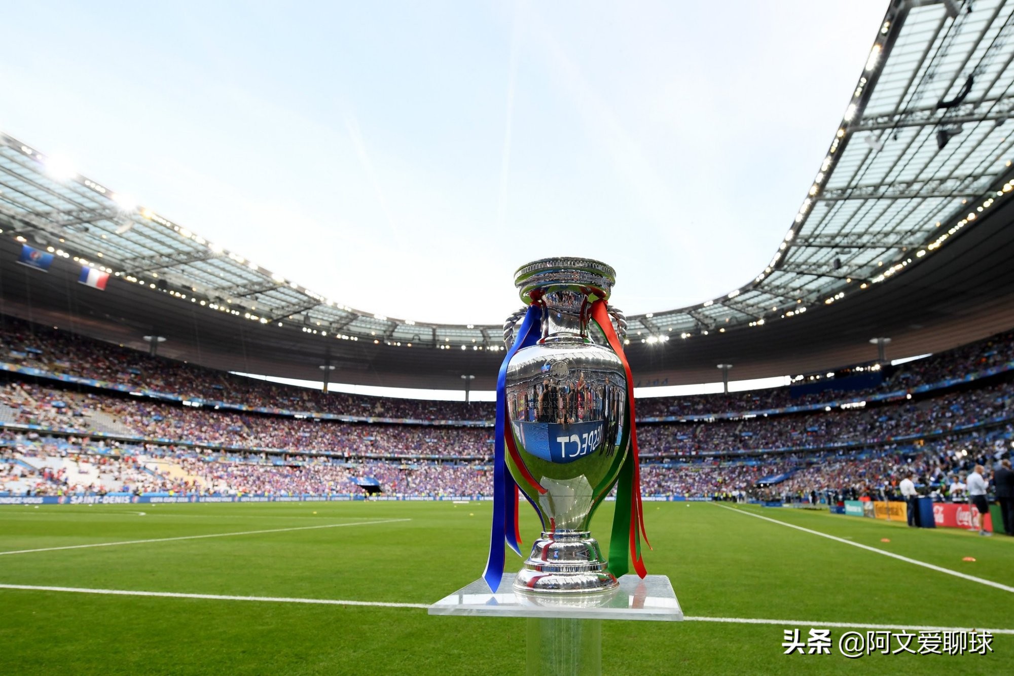 欧洲杯和世界杯的差距有多大,欧洲杯号称小世界杯对还是错