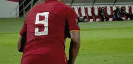 艾克森天津津门虎点球,艾克森为国足拼得点球