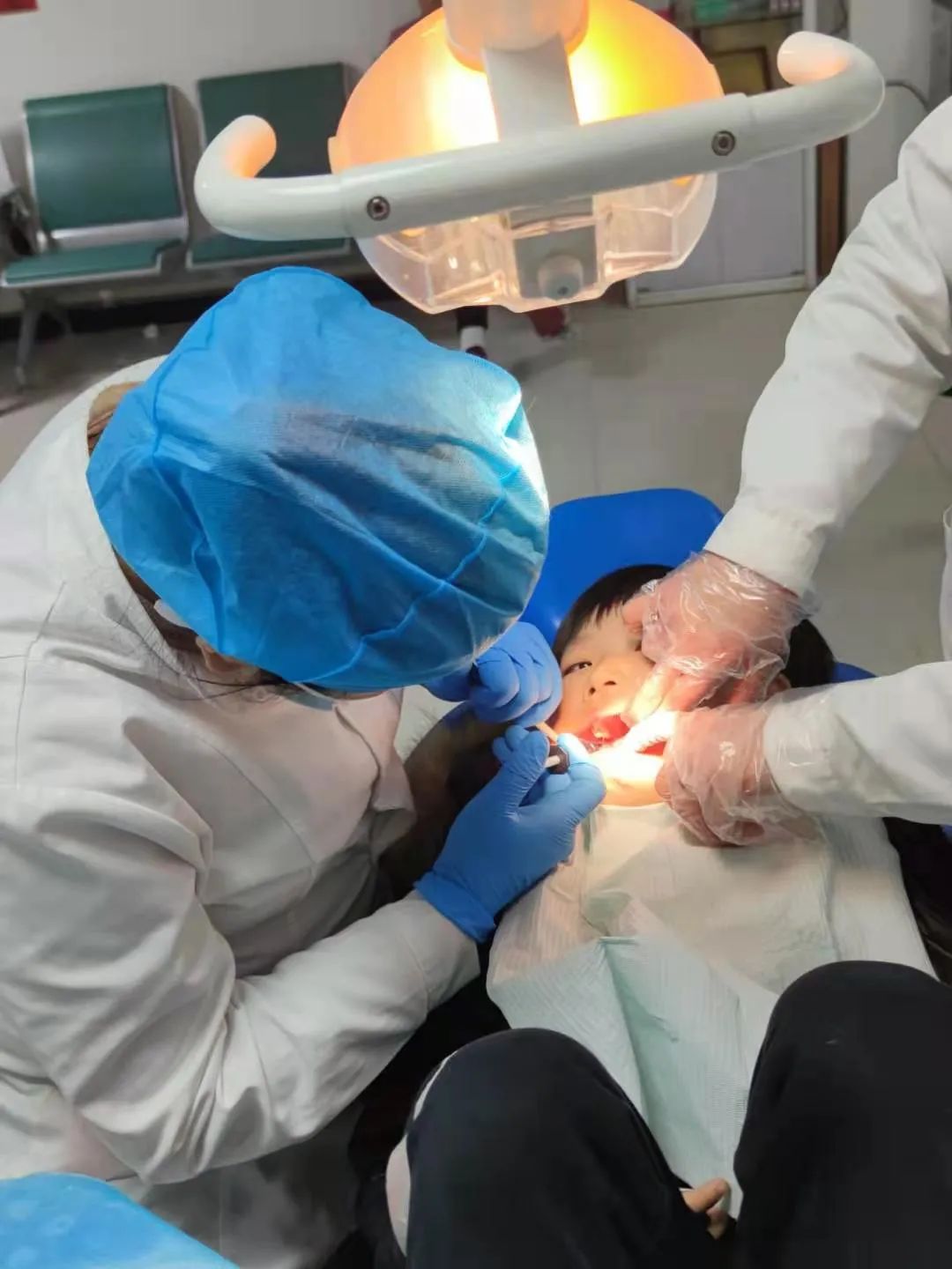 为什么乳牙好换牙就不好了,为什么现在的孩子换的门牙特别大