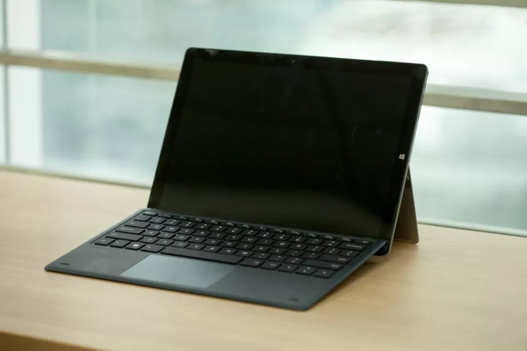 133%高色域和100%高色域,126%srgb色域什么水平