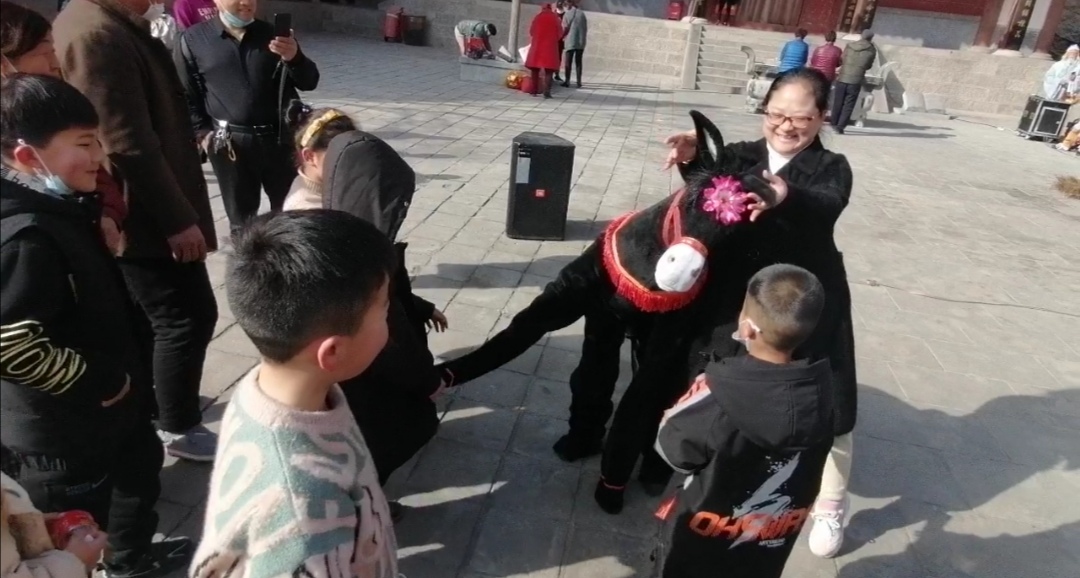 海拔500多米高山,500多米高山出现罕见一幕