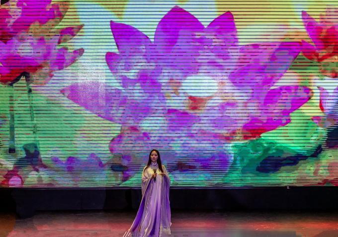 出席中国书画春晚和书画展开幕式,中国书画春晚新春特别节目