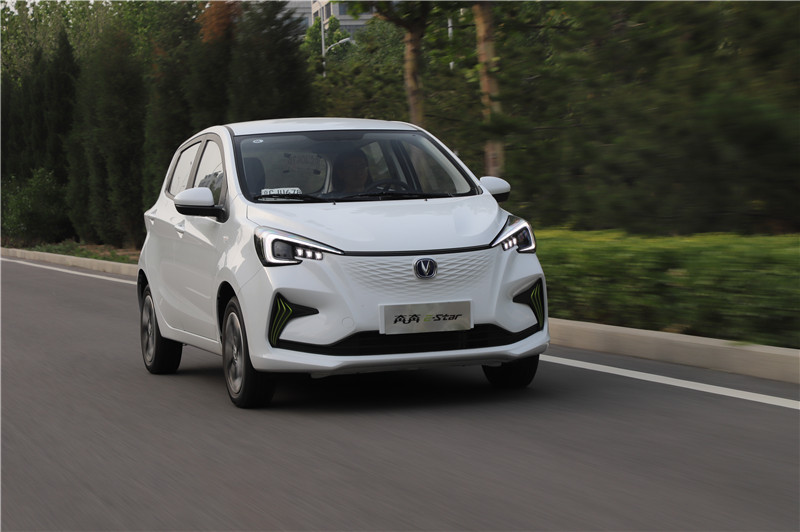 奔奔e-star多少钱值得买,长安奔奔e-star4.98万值得入手吗