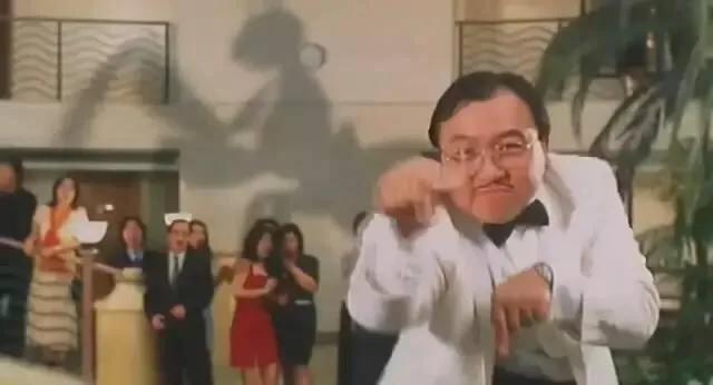 鐩樼偣鍛ㄦ槦椹扮數褰变腑鐨勮窇榫欏婕斿憳,鐩樼偣鍛ㄦ槦椹扮數褰遍噷闈㈢殑榫欏