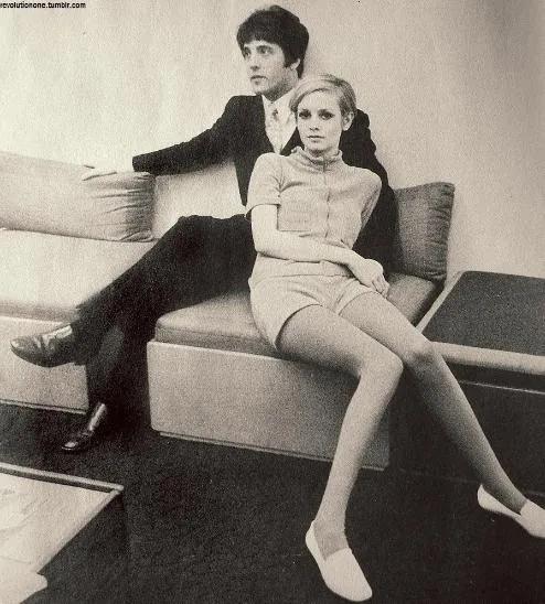 体重41kg的她，*翻推**了梦露性感丰腴的审美革命，成划时代流行符号