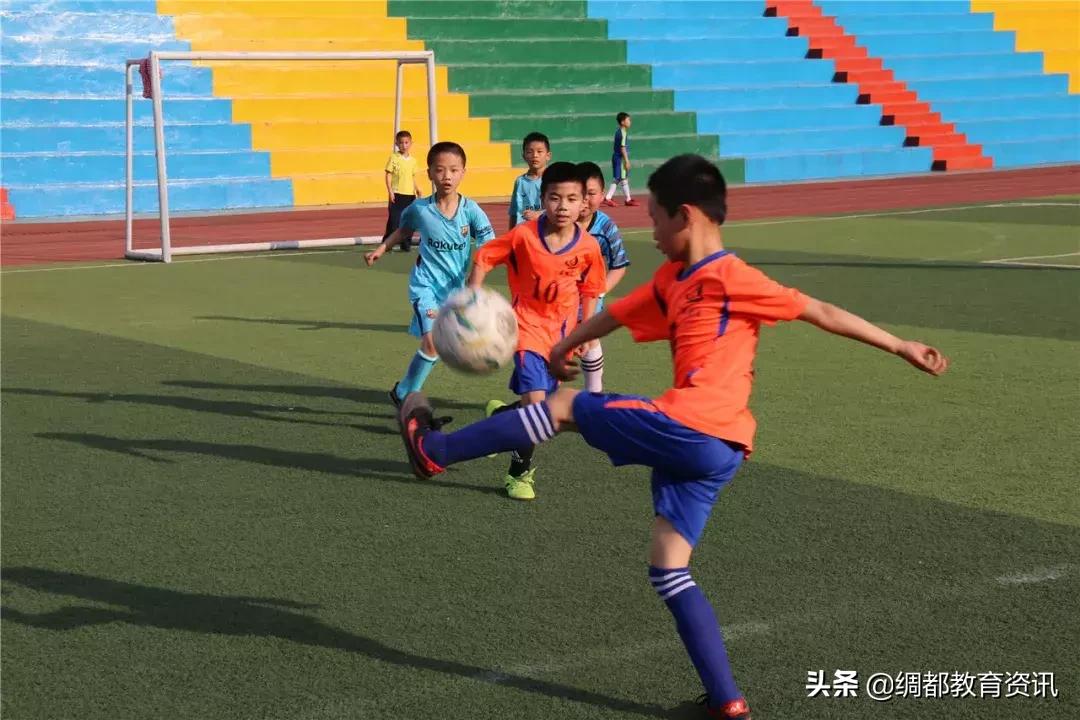 嘉陵区思源实验学校足球队,南充校园足球联赛直播