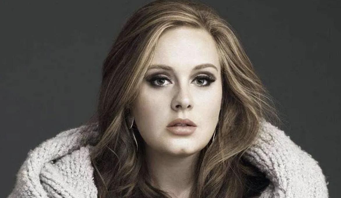 瘦了90斤阿黛尔情绪失控机场发飙,阿黛尔离婚或被分走6亿财产