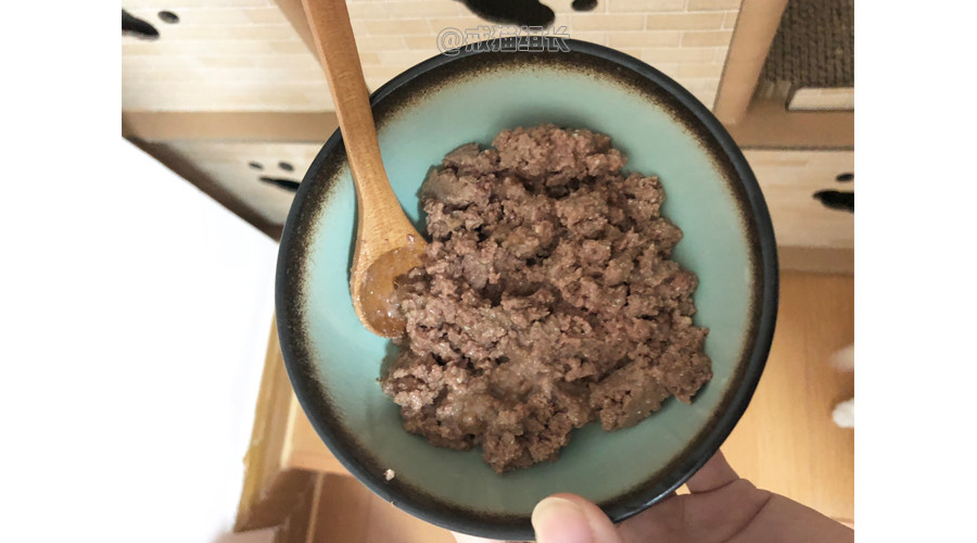 猫吃主食罐头好还是猫粮好,猫零食罐头和主食罐头的区别