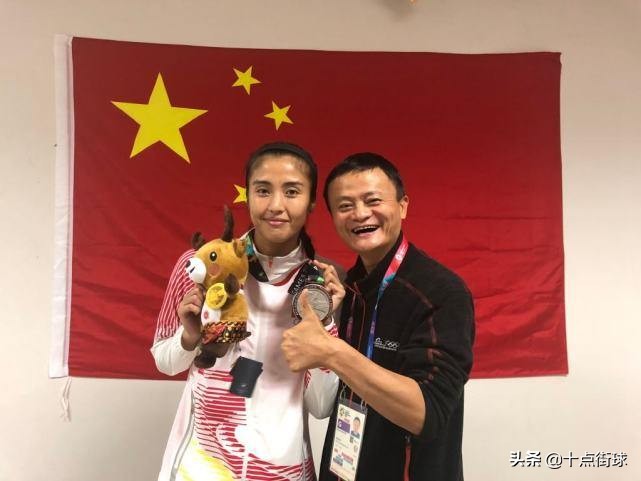 中国中甲职业足球运动员收入,中国足球中超球员年薪