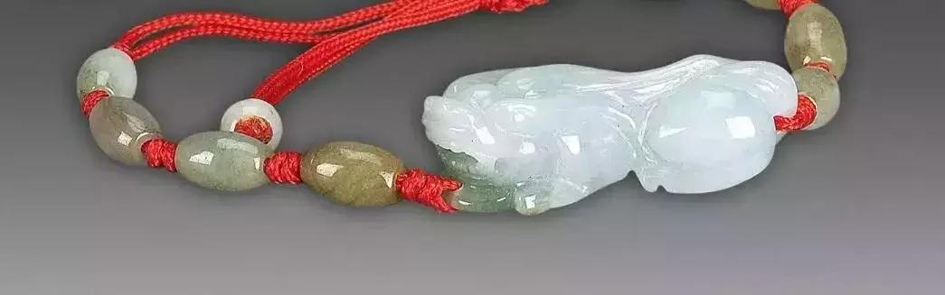 文玩貔貅什么属相不能戴,貔貅招财的正确戴法