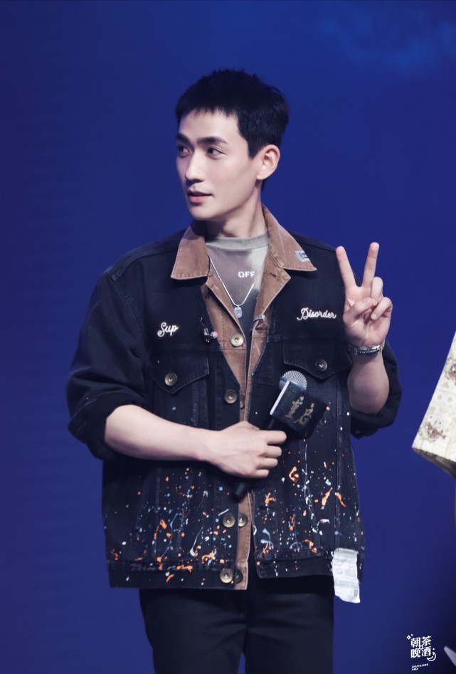 朱一龙私生饭发文脱粉,朱一龙站姐脱粉发未修图