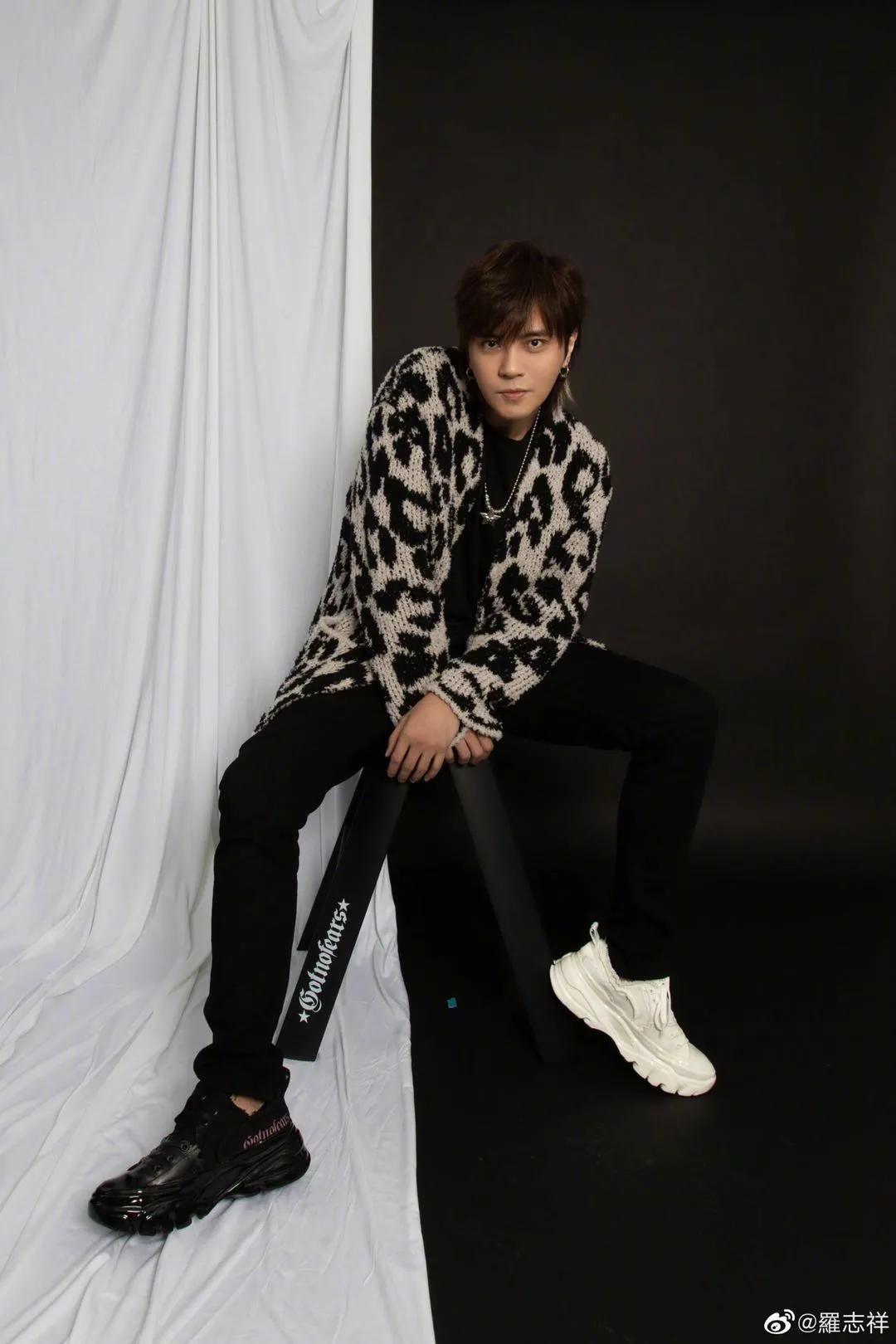 罗志祥与周扬青的经历,罗志祥周扬青15张聊天记录曝光