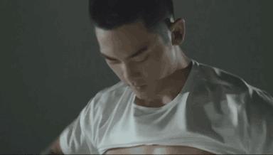 优衣库黑科技短袖,优衣库蒸汽黑科技