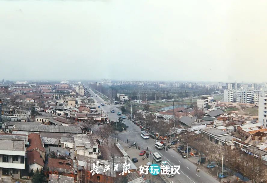 武汉70周年的变化发展,湖北武汉70年荆楚巨变