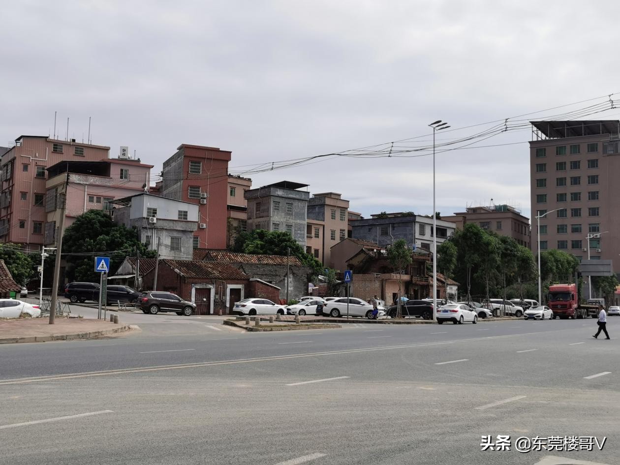 楼哥踩盘深业松湖云城,保利卓越中环广场为何这么火爆