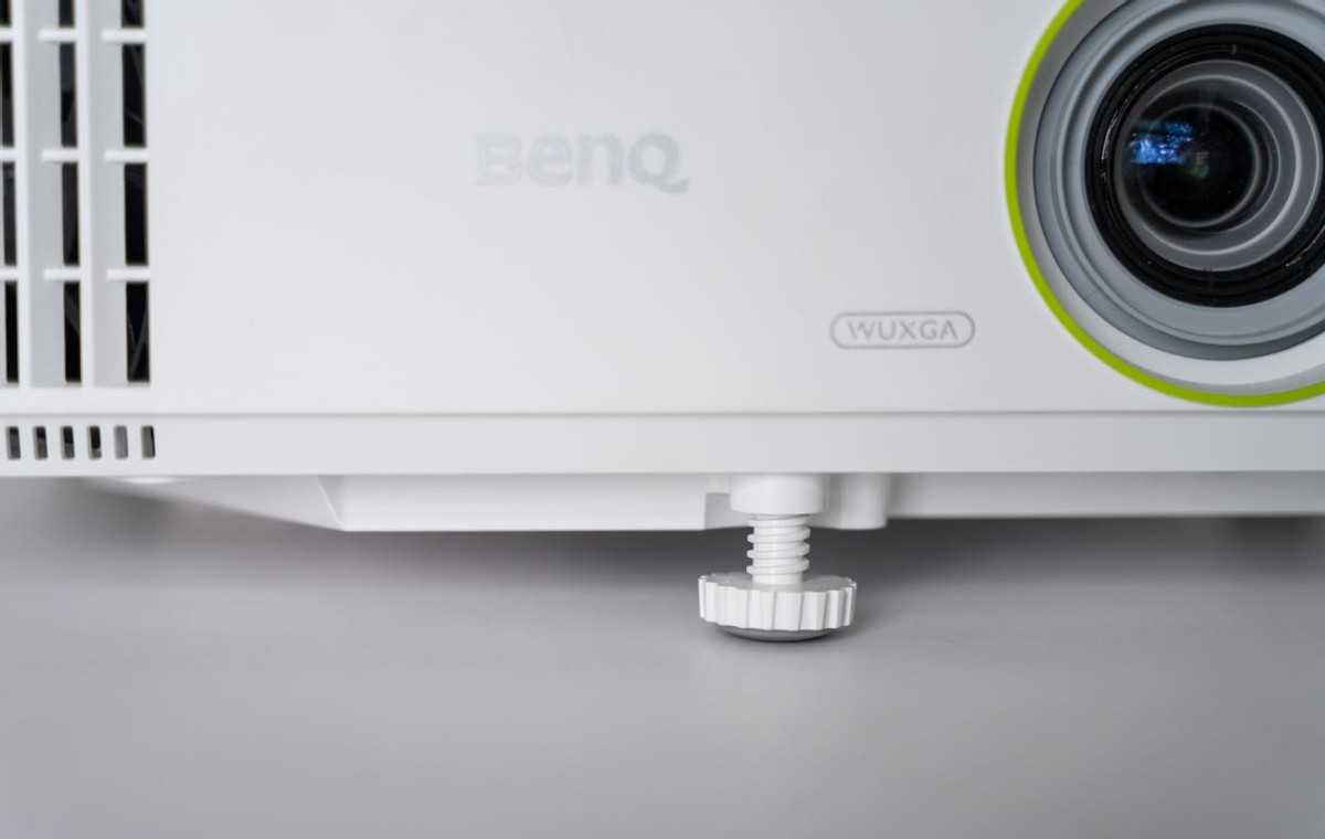 投影仪推荐明基e500,明基投影仪商务办公哪款好