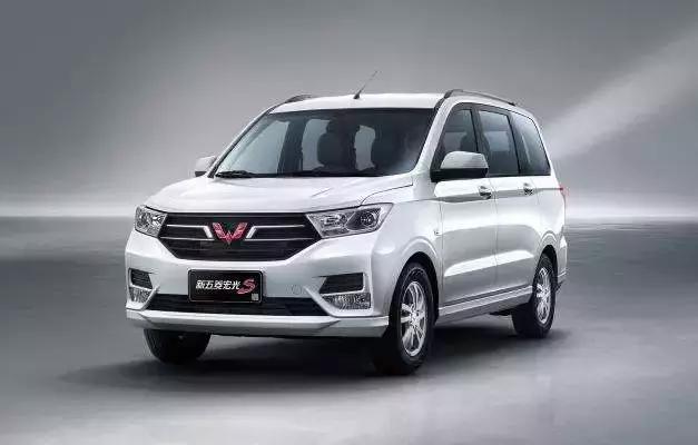 20款五菱宏光的优缺点,现在的五菱宏光还值得买吗