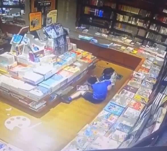 这样的母亲让我感动作文,这样的母亲太可怕了