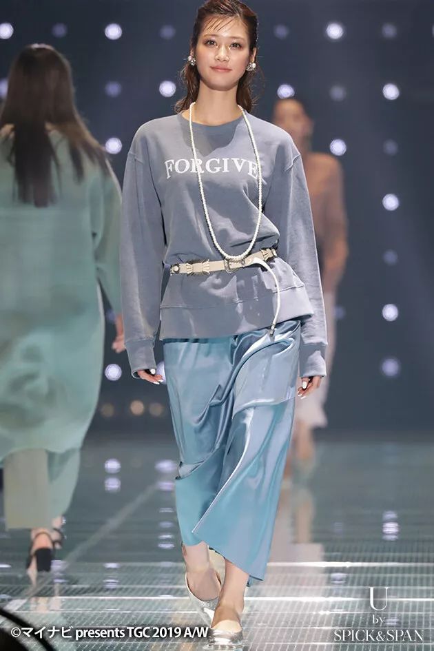 一米五小粗腿,158腿粗矮个子t台走秀穿什么