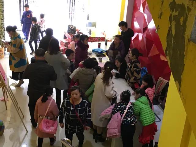 临近中考找辅导班补习,孩子学习差可以全托吗