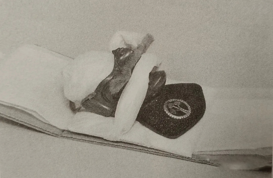 *物文**及艺术品包装运输指南——甲胄