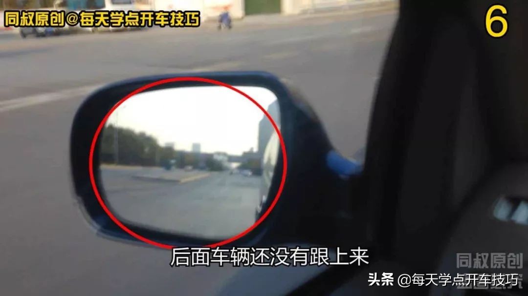 丁字路口直行为黄灯怎样通过,十字路口右转黄灯一直闪可以通过