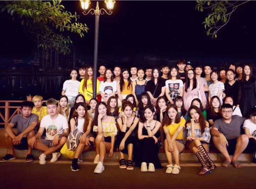 淘宝直播的一股神秘力量？撬动广州传统服装市场