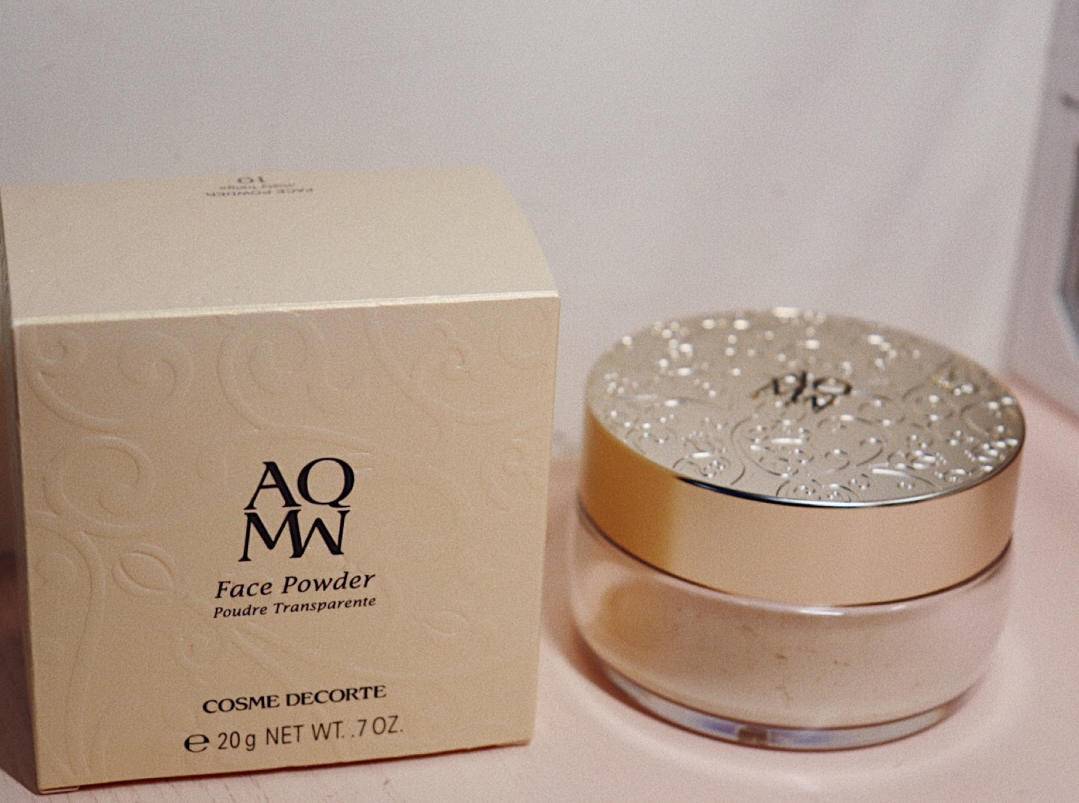 如何在夏天化个清爽的妆,你的夏日不脱妆小诀窍已经抵达