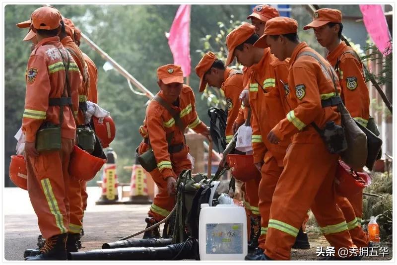 走进“大山之眼”了解长虫山守护者们不为人知的故事