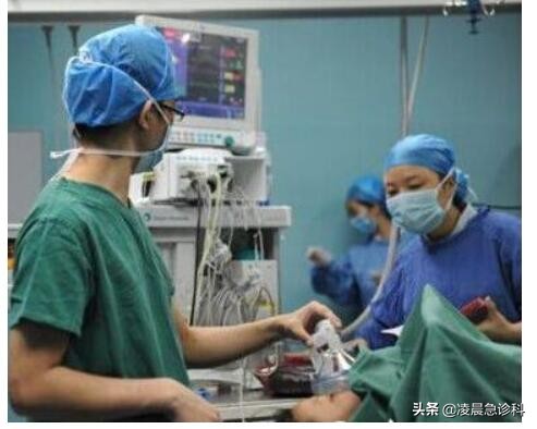 花季少女减肥造成肝肾衰竭,封面减肥逆袭成功