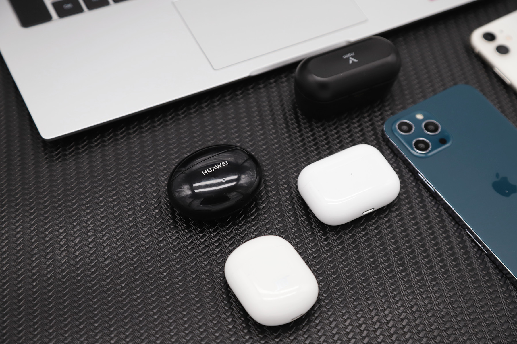 freebuds4i和freebudspro选哪个,freebudspro和freebuds4e哪个好